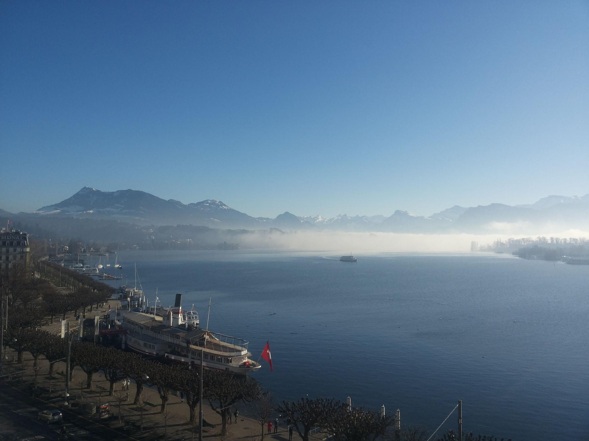 Hotel Schweizerhof Luzern Zewnętrze zdjęcie View of the Gulf of İzmit